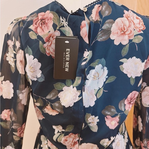 Floral blouse by Ever new - new with tag - Picture 7 of 10